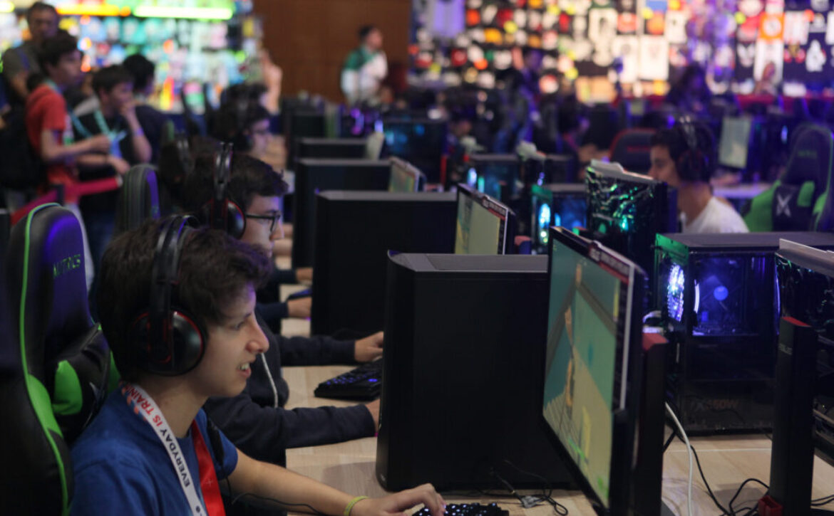 MocheXLEsports2019_001–1024×683